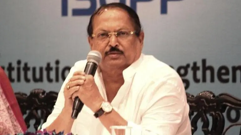 Senior TMC minister slams party colleagues for not visiting Amphan-hit areas