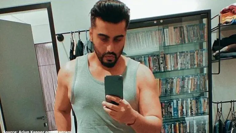 Arjun Kapoor speaks about Boney Kapoor, says 'Mom wouldn’t have wanted dad to be alone' Arjun Kapoor