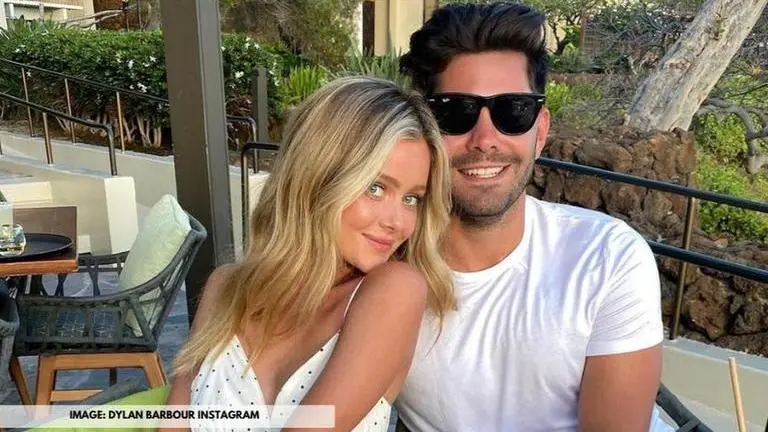 Bachelor in Paradise duo Hannah Godwin & Dylan Barbour celebrate their 2nd anniversary Hannah Godwin and Dylab Barbour