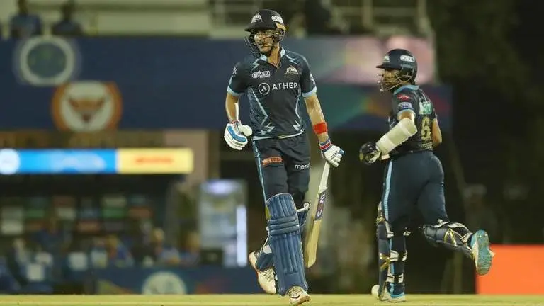 'He's on you': Shubman Gill & Wriddhiman Saha name the bowlers they love to score against 'He's on you': Shubman Gill & Wriddhiman Saha name the bowlers they love to score against