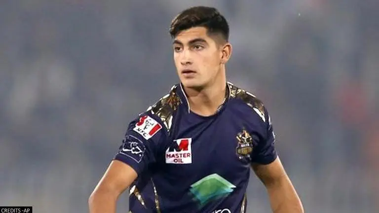 Naseem Shah to rejoin PSL bubble despite breaching COVID-19 rules as PCB takes U-turn Naseem Shah PSL ban, PSL bubble breach