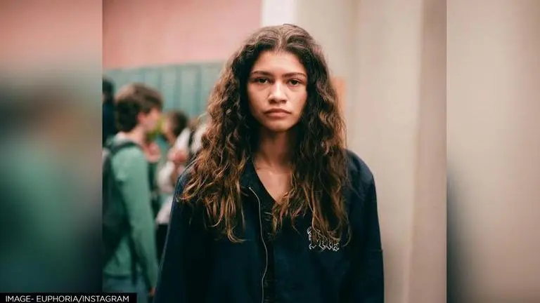 Euphoria Season 2 streaming online: Here's how & when to watch Zendaya-starrer teen drama what time is euphoria on tonight