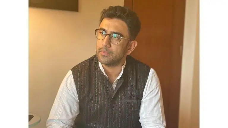 Amit Sadh reminisces his trip to Ladakh, says 'mountains are calling' Amit Sadh recounts his trip to Ladakh, says 'the mountains are calling'