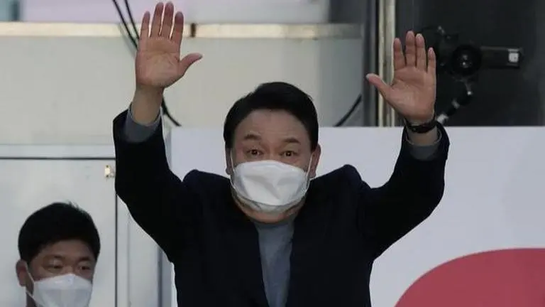 Yoon Suk-yeol wins South Korean presidency; here's all you need to know about him South Korea