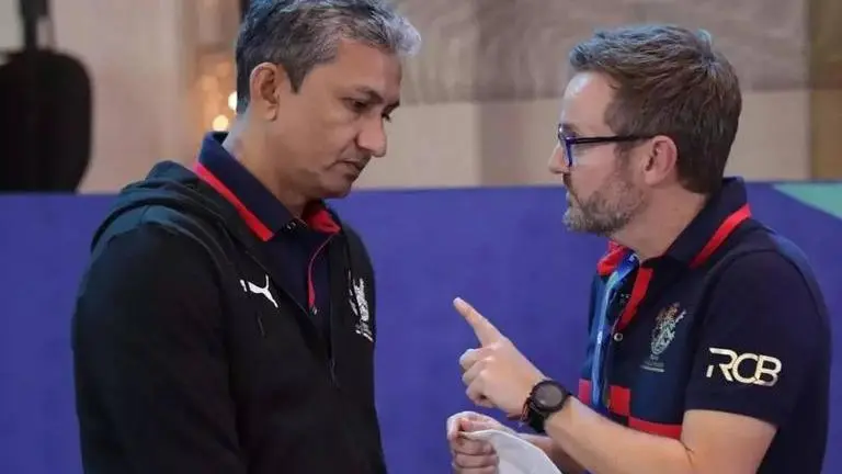 IPL 2024: RCB announce departure of Hesson & Sanjay Bangar, reveal name of new head coach Mike Hesson and Sanjay Bangar