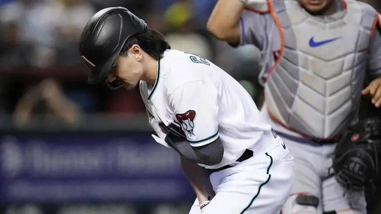 Corbin Carroll returns to Arizona roster a day after shoulder injury concern Corbin Carroll