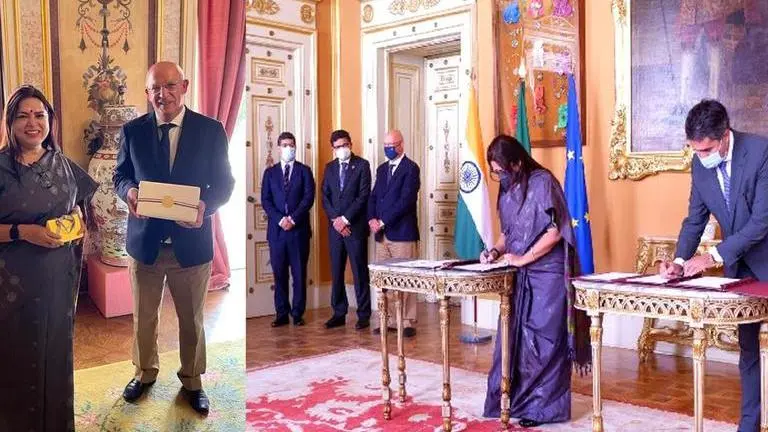 MoS Meenakshi Lekhi meets counterpart from Portugal, signs 'Labour Mobility Agreement' Meenakashi Lekhi