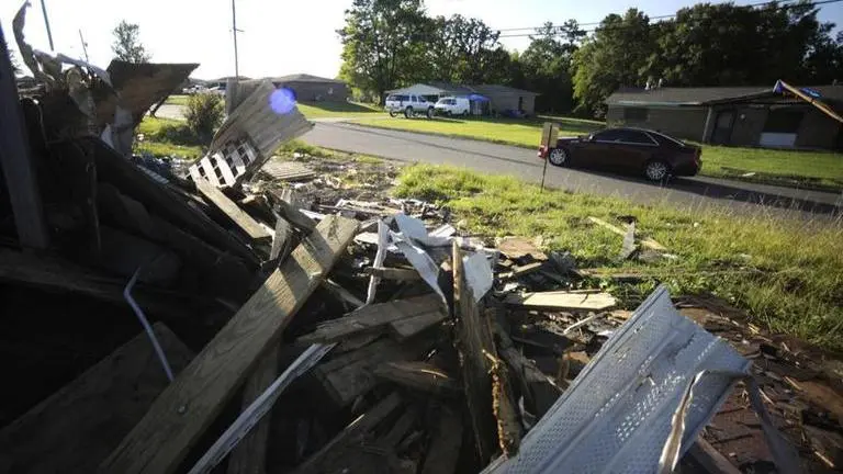 Frustrating recovery could be hurricane harbinger for South