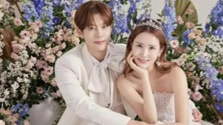 Se7en serenades wife Lee Da Hae at wedding; BIGBANG Taeyang, Gummy turn emotional Se7en