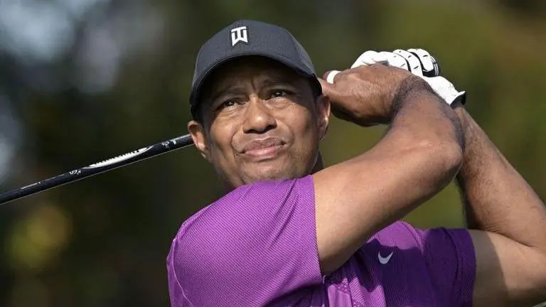 Golf without Woods? Battered leg brings it closer to reality