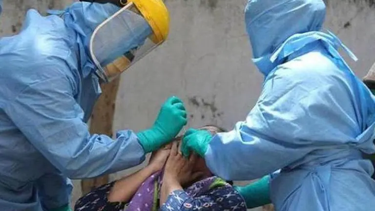 Pakistan imposes 'mini-lockdowns' on virus hotspots Pakistan imposes 'mini-lockdowns' on virus hotspots