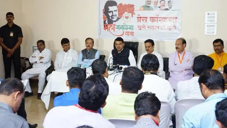 People's mandate in favour of BJP & its alliance: Fadnavis Devendra Fadnavis