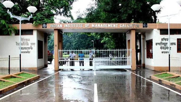 IIM Calcutta to start academic year in online mode from August
