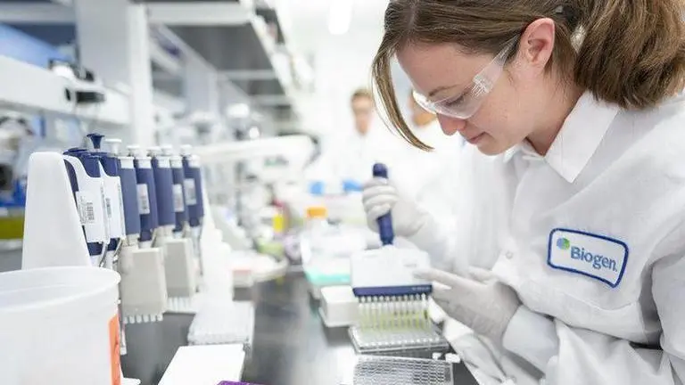 FDA panel reviews 1st new Alzheimer's drug in 2 decades