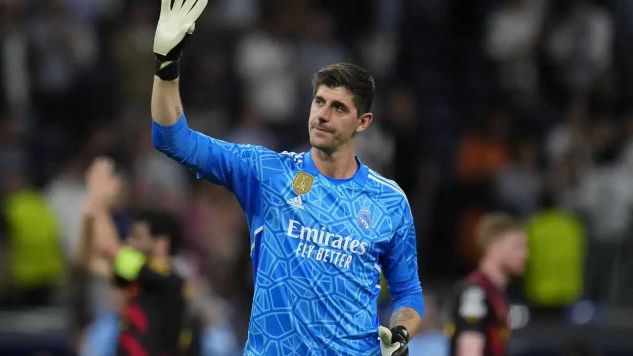 Courtois set to miss 'clasico' against Barcelona because of muscle injury Thibaut Courtois