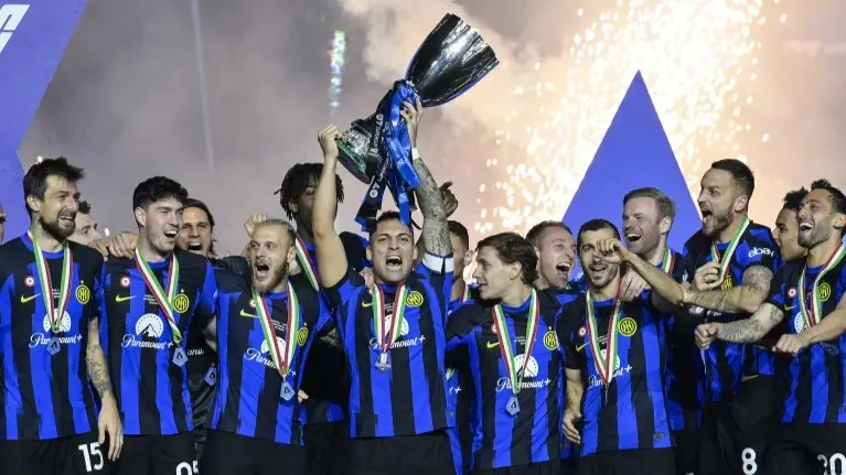 Lautaro scores late to help Inter beat 10-man Napoli 1-0 and lift Italian Super Cup in Saudi Arabia Inter Milan