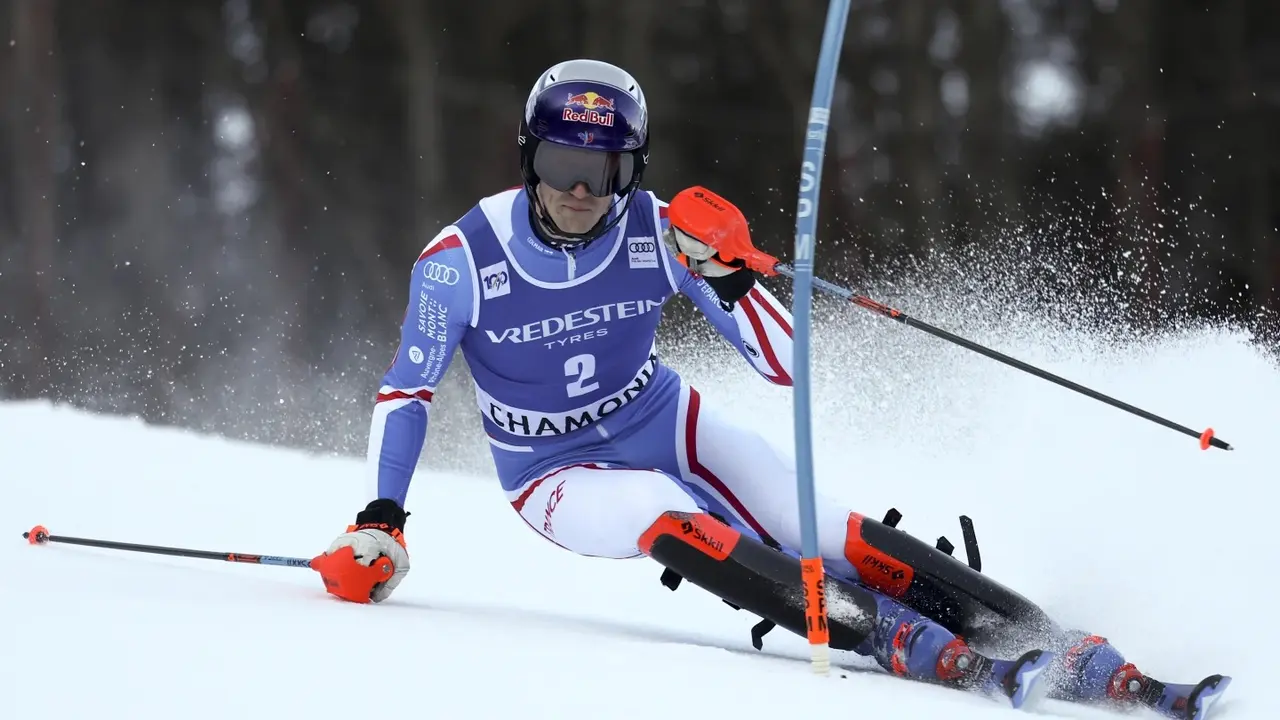 Olympic slalom champion Clement Noel leads World Cup ski race in his native France after 1st run Clement Noel