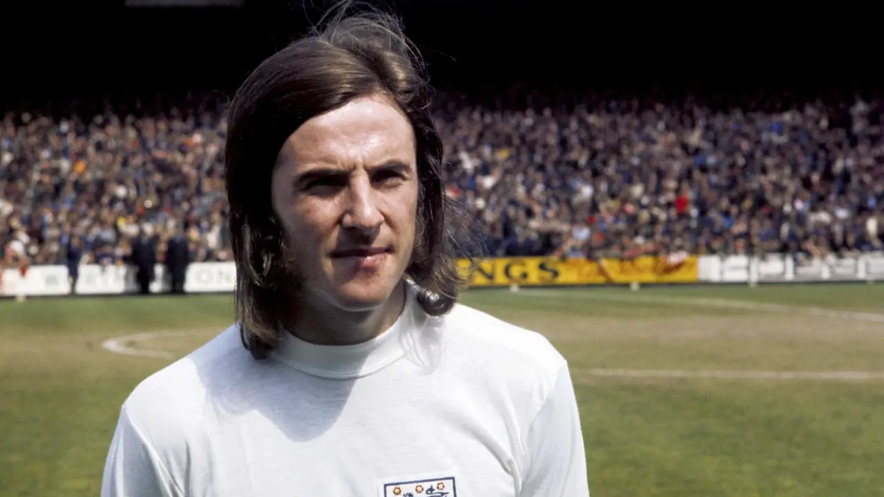 Stan Bowles, maverick soccer player who starred for QPR and played for England, dies at 75 Stan Bowles