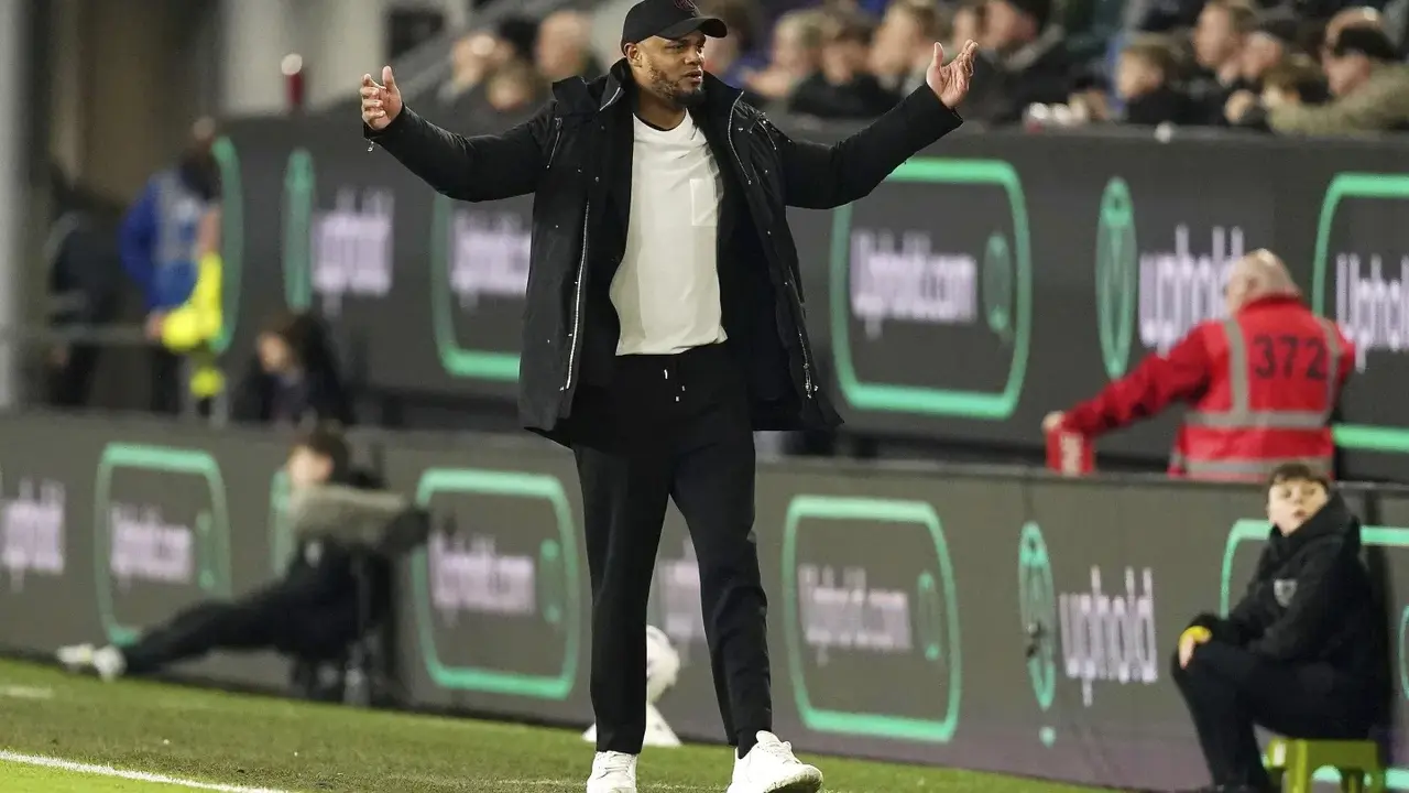 Relegation-fighting Burnley lets lead slip away in 1-1 draw with Wolves Relegation-fighting Burnley lets lead slip away in 1-1 draw with Wolves