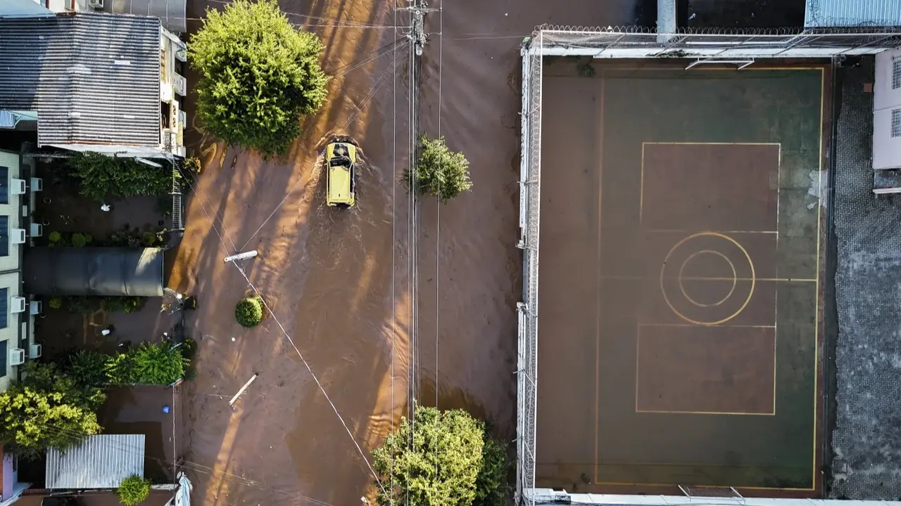 Top clubs urge Brazil's soccer federation to suspend league matches because of flooding Porto Alegre, Rio Grande do Sul state, Brazil