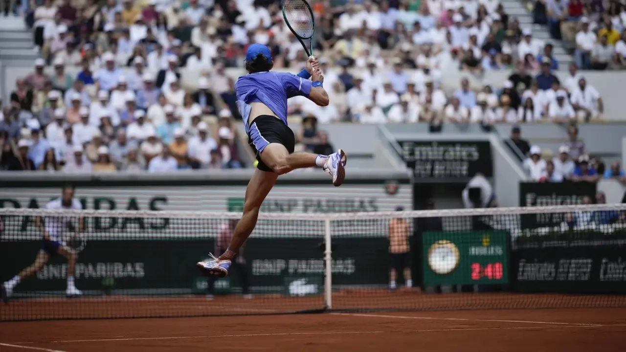 Alex De Minaur is a firm clay court believer after reaching French Open quarterfinals Alex De Minaur