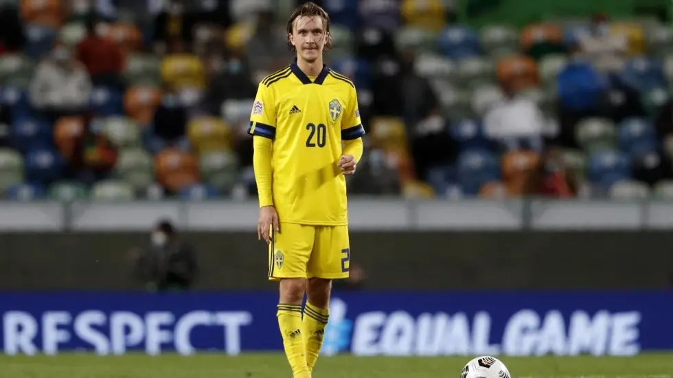 Sweden midfielder Kristoffer Olsson moved to a rehab center, Still can’t walk or talk Kristoffer Olsson