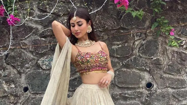 Mouni Roy