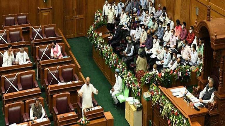 Karnataka winter assembly session begins tomorrow amid boundary dispute ...