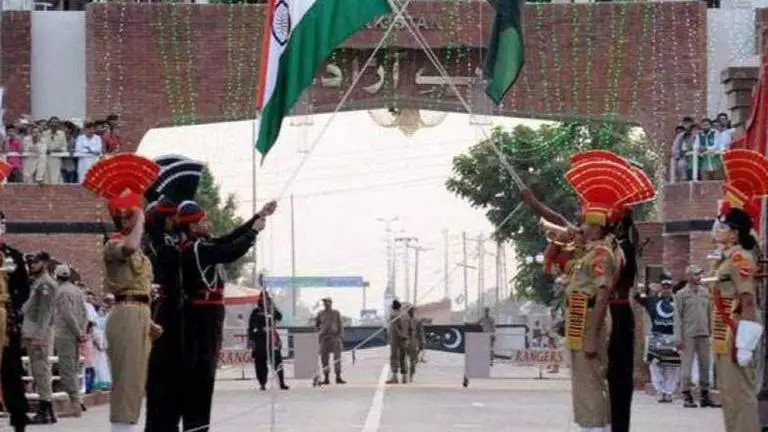 COVID-19: 350 Indians stranded in Pakistan return through Attari border 350 Indians stranded in Pakistan return through Attari border