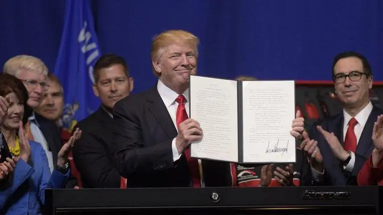 Trump's plan to order H1-B and other visa curbs may affect over 240,000 applicants: Report Trump