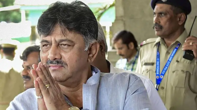 Entire Congress Party in Karnataka stands by Gandhi family: State leaders