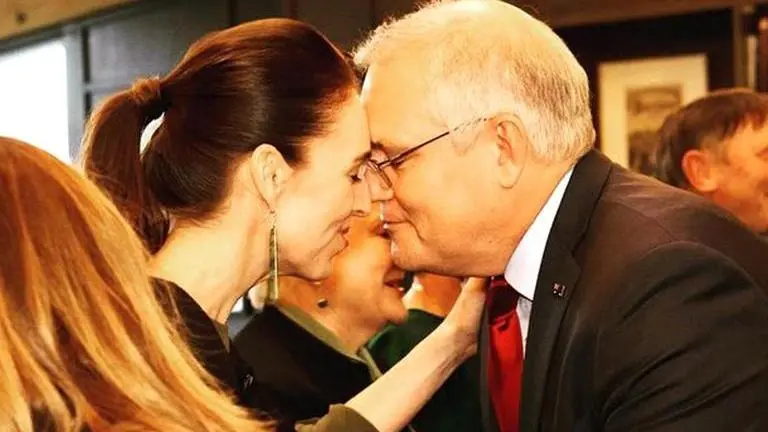 Scott Morrison and NZ PM Jacinda Ardern exchange traditional Maori greeting Scott Morrison