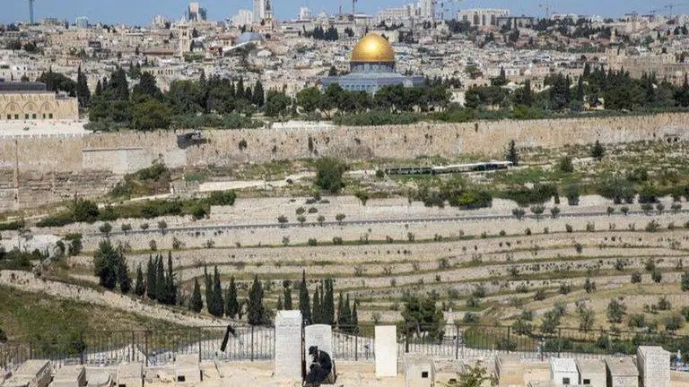 Air travel wanes, but bodies still fly to Israel for burial