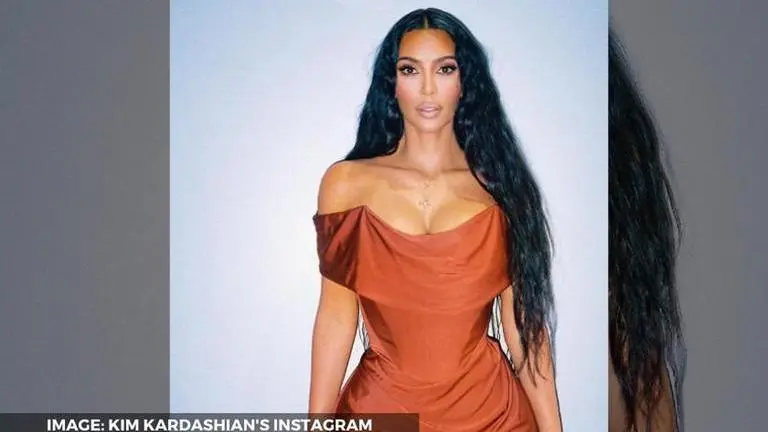Kim Kardashian flaunts her toned physique as she declares her weekday as 'taco tuesday' Kim Kardashian