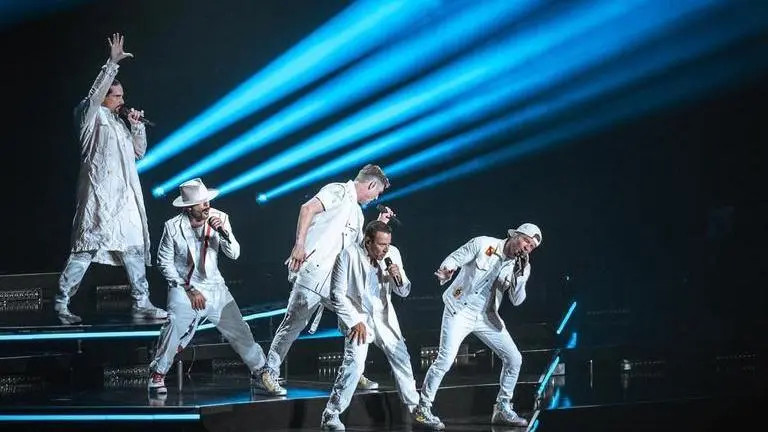 Backstreet Boys announce their first Christmas album since '93; to be out on THIS date Backstreet Boys