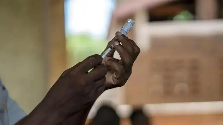 Ghana becomes the first country to approve promising new malaria vaccine for kids Ghana