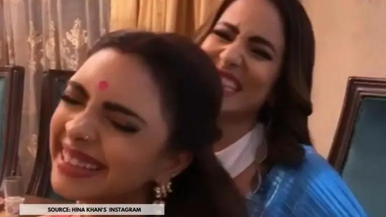 Pooja Banerjee gets a massage from Hina Khan in a BTS post; see must-watch video Pooja Banerjee