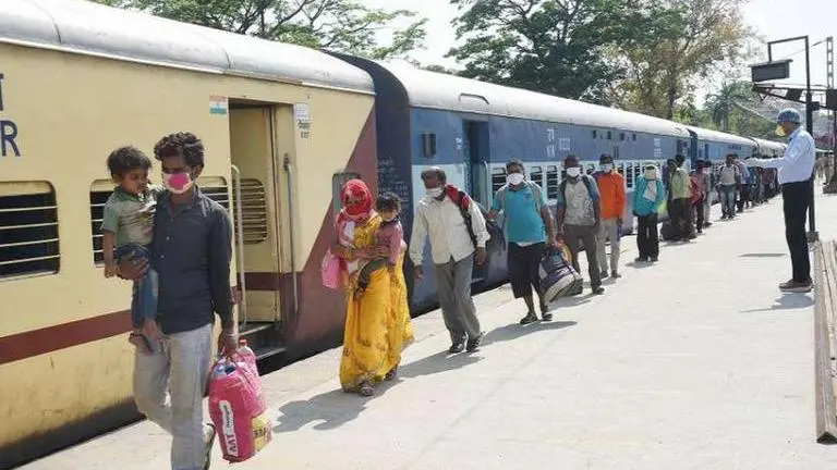 Odisha cancels 3 trains from Surat after HC suggestion to allow only corona negative returnees