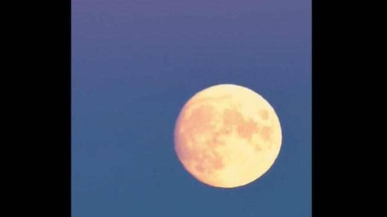 A rare super blue moon along with Saturn to light up the sky today ...