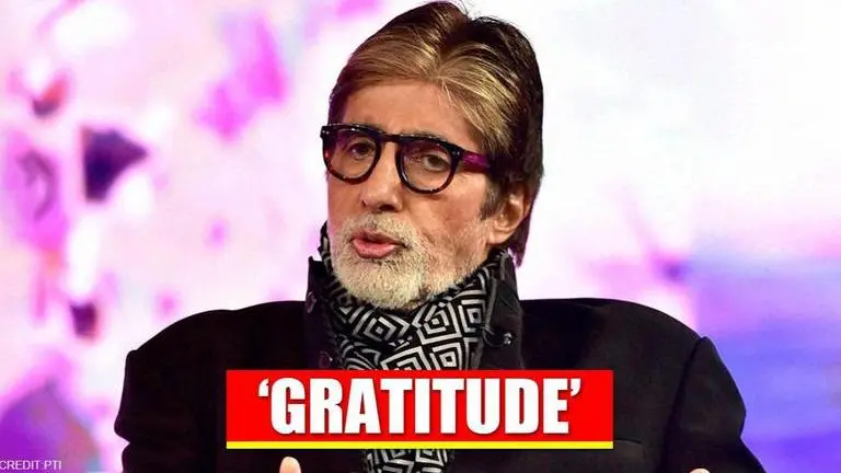 Amitabh Bachchan thanks a user for reciting couplets for him, says 'I know your love'