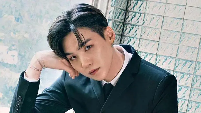 BTS' Suga fans trend 'Yoongi is back' on Twitter after his recovery from shoulder injury bts' suga