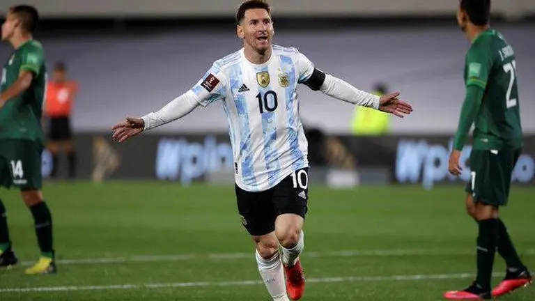 'Time doesn't forgive': Ex-Maradona coaching staff envisions Messi's future in Qatar 2022 Lionel Messi at FIFA World Cup