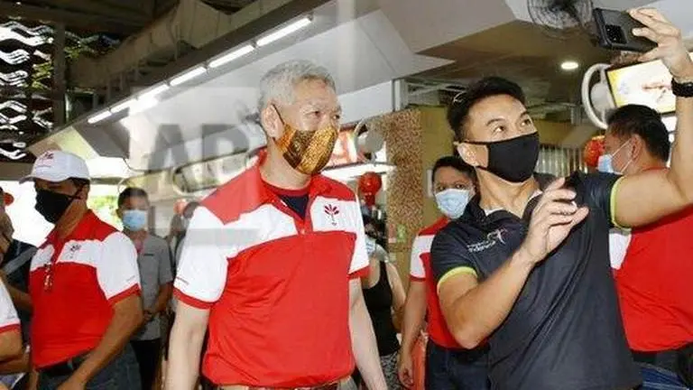 Singapore PM's nephew fined for criticizing judiciary online Singapore PM's nephew fined for criticizing judiciary online