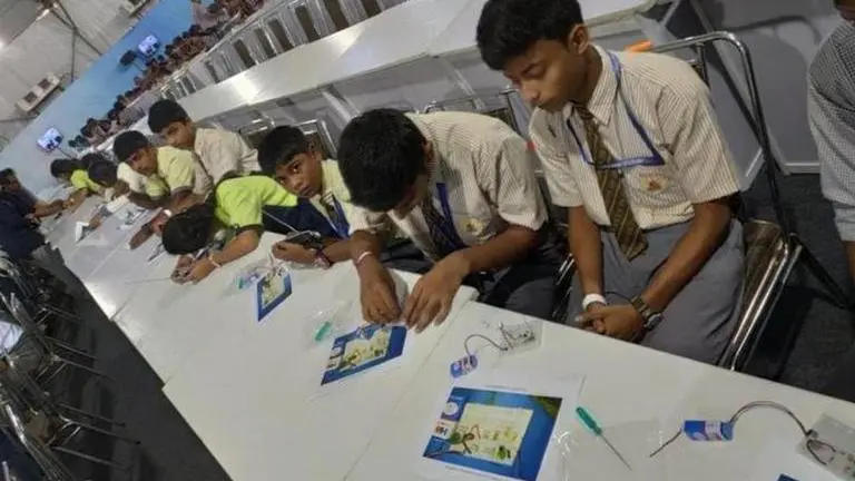 Third Guinness World Record created at science festival