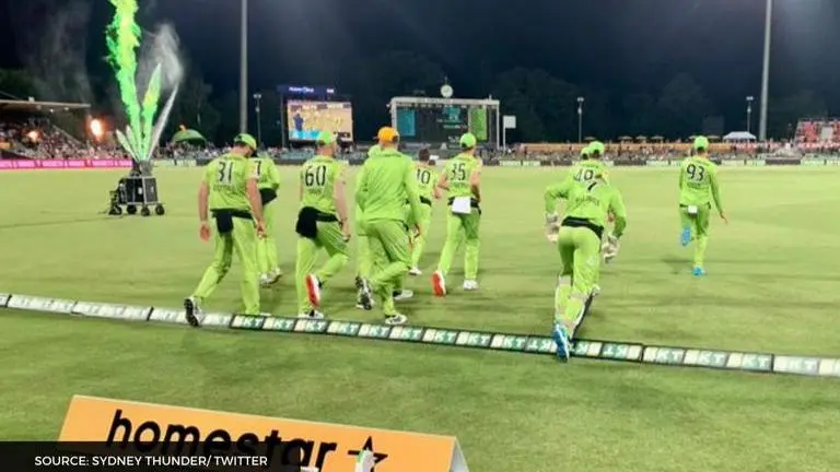 Big Bash League TV ratings fall for second year, Aus broadcaster questions $60m deal Big Bash League