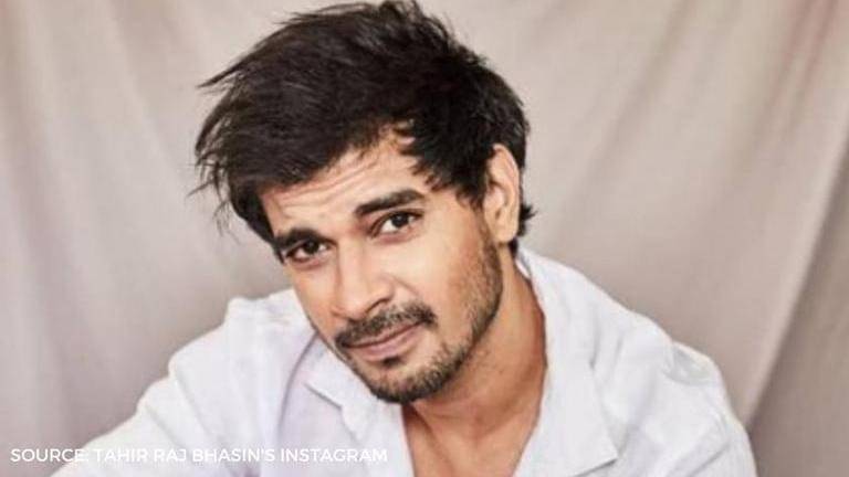 Tahir raj bhasin urges people to become plasma donors: 'time to step up and help country'