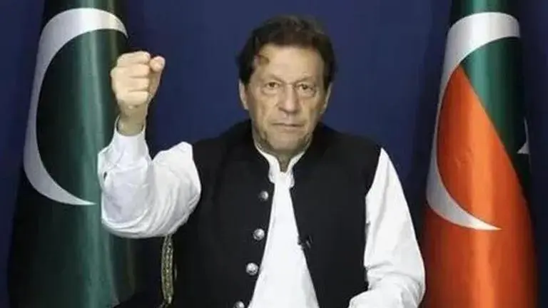 Pakistan govt supporters stage rare sit-in, protest release of former Prime Minister Imran Khan Pakistan