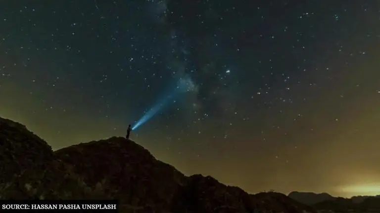 Comet SWAN and comet Atlas to fly close to the surface of Earth in May 2020 comet swan