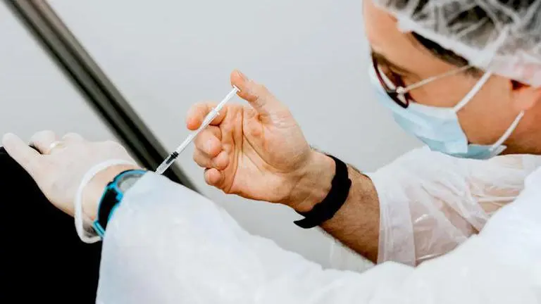 COVID: Pakistan's Khyber Pakhtunkhwa to block sim cards of unvaccinated people Khyber Pakhtunkhwa