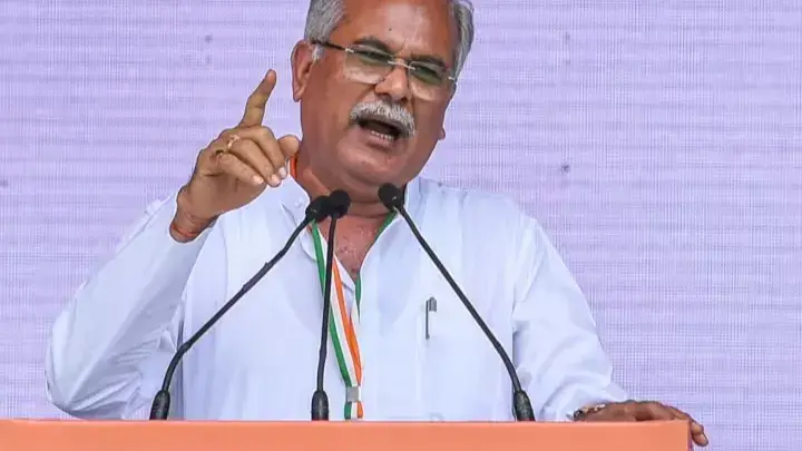 बेटे के घर पहुंची ED की टीम तो तिलमिलाए पूर्व CM भूपेश बघेल, BJP को दी डाली ये चेतावनी Chhattisgarh Former Chief Minister Bhupesh Baghel